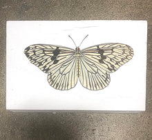 Load image into Gallery viewer, Butterfly Wooden Signs
